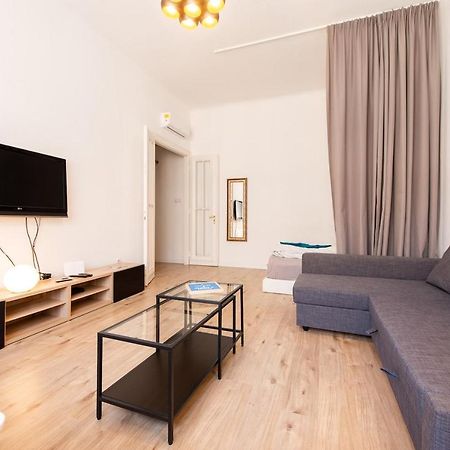 Budapest4U - New Apt In The Central Of Будапеща Екстериор снимка